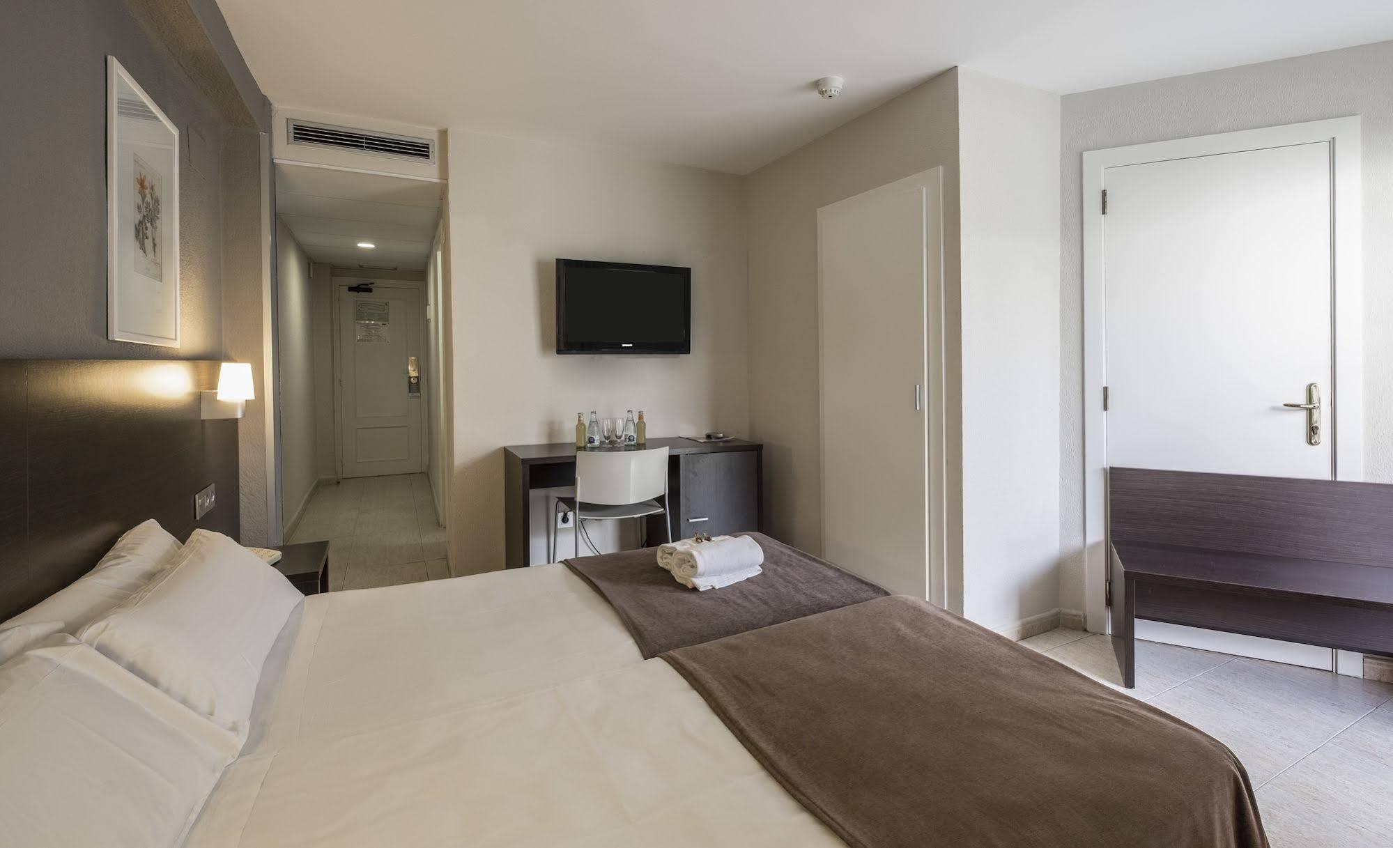 Hotel Rosamar Garden Resort 4* โยเรตเดมาร์ ภายนอก รูปภาพ