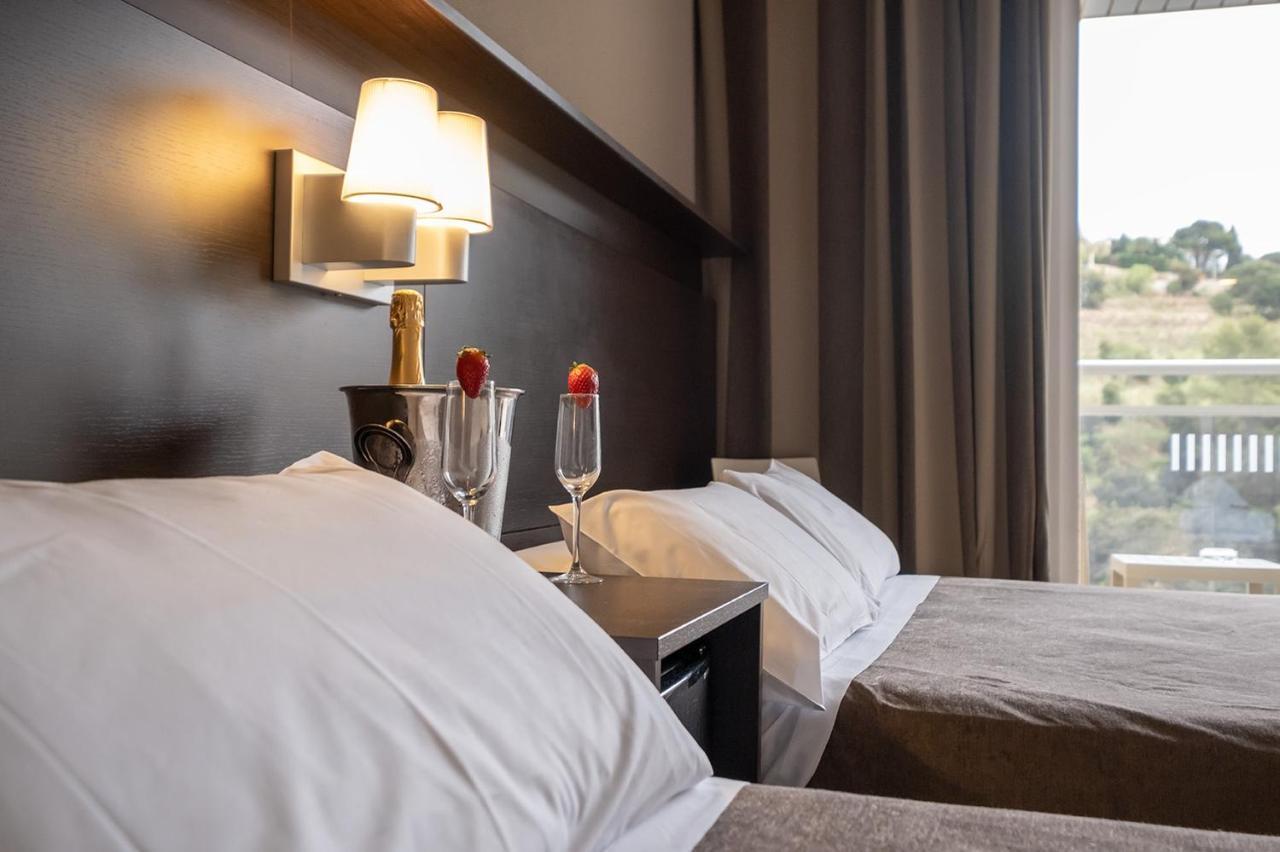 Hotel Rosamar Garden Resort 4* โยเรตเดมาร์ ภายนอก รูปภาพ